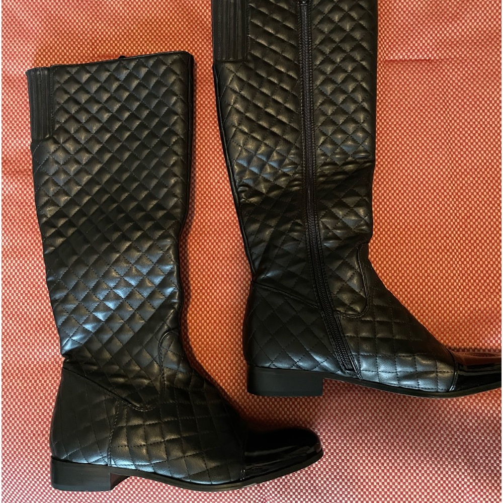 French Blu Black Quilted boots size 39